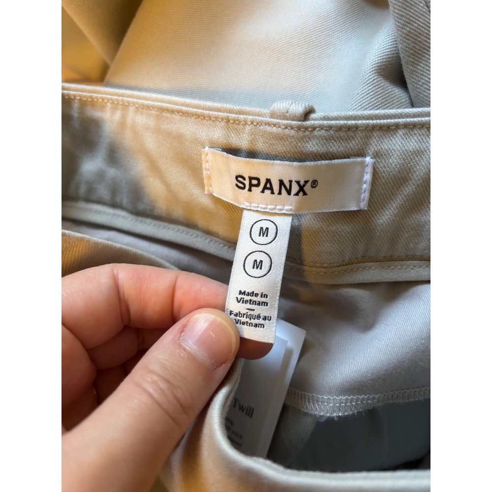 NWT Spanx Stretch Twill Cropped Wide Leg Pant 2.0 Bone Beige Size M Petite - Picture 4 of 10